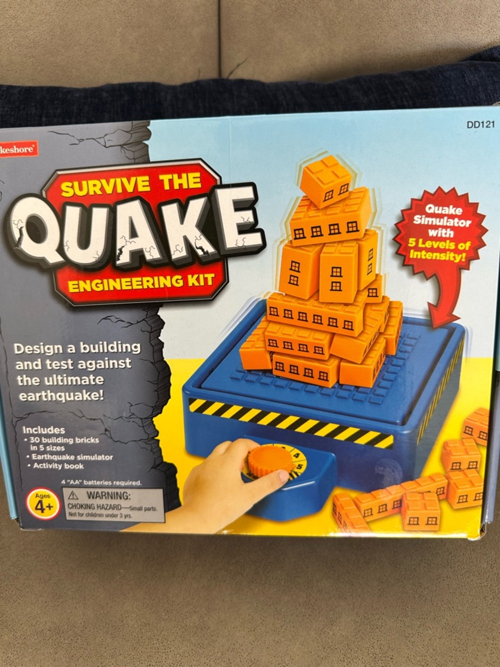 Survive The Quake Engineering Kit - Blue and Orange Building Set